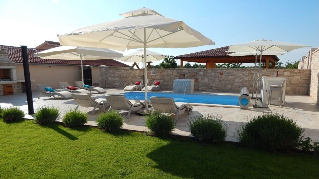 Photo of Outdoor in Gajana