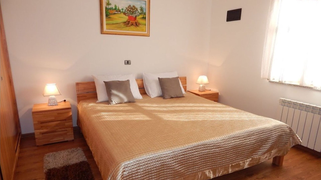 Photo of Bedroom in Gajana