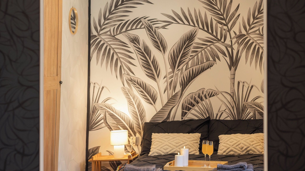 Photo of Bedroom in Almeneches