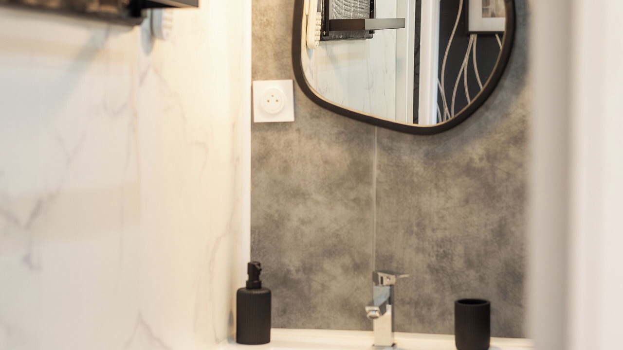 Photo of Bathroom in Almeneches