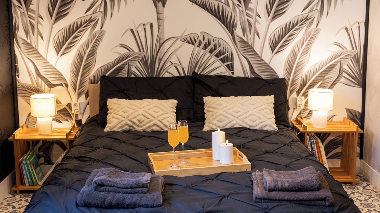 Photo of Bedroom in Almeneches