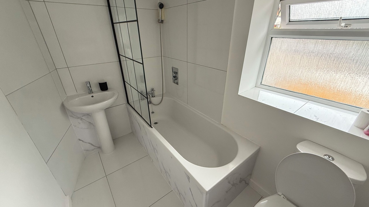 Photo of Bathroom in Chepstow