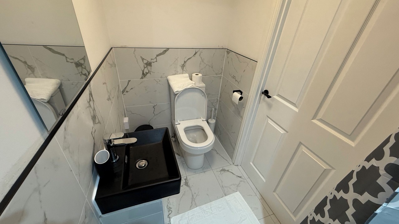 Photo of Bathroom in Chepstow