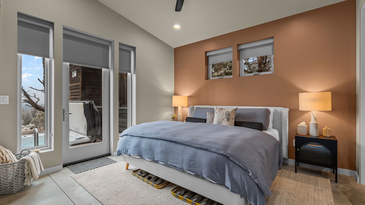 Photo of Bedroom in Powell Butte
