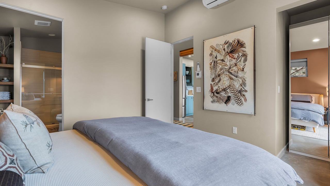 Photo of Bedroom in Powell Butte