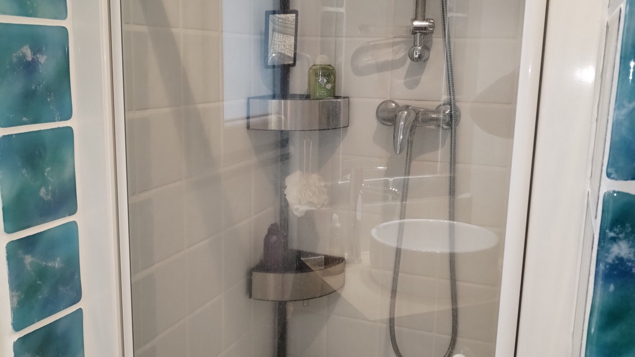 Photo of Bathroom in Saint-Hilaire-d'Ozilhan