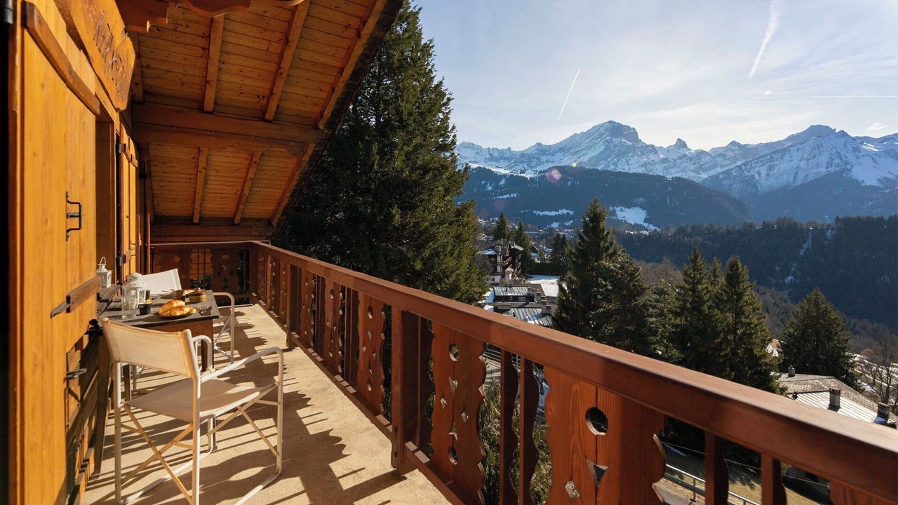Photo of Patio Balcony in Arveyes