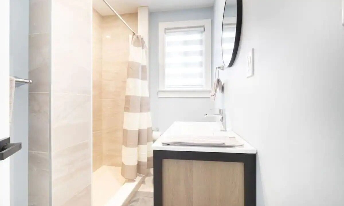 Photo of Bathroom in Newtonbrook