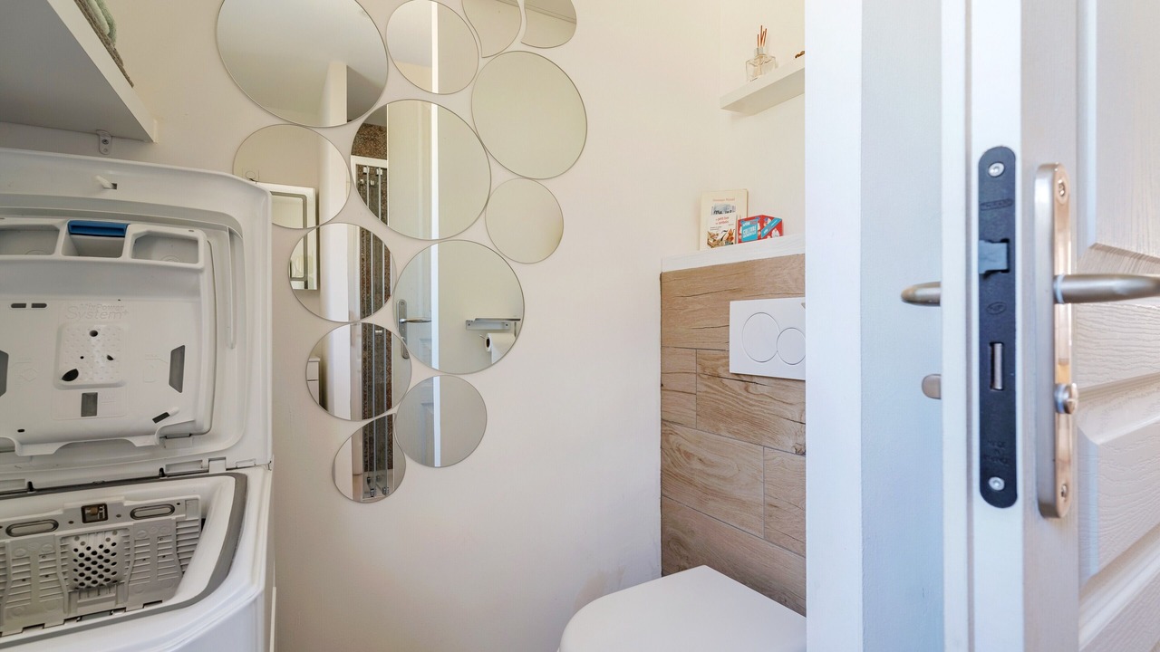 Photo of Bathroom in Le Puy-Sainte-Reparade