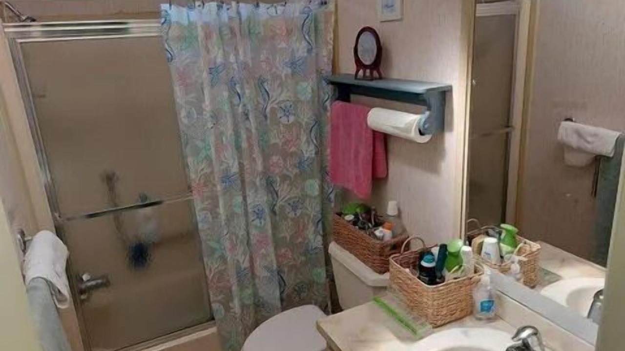 Photo of Bathroom in Jacarandas