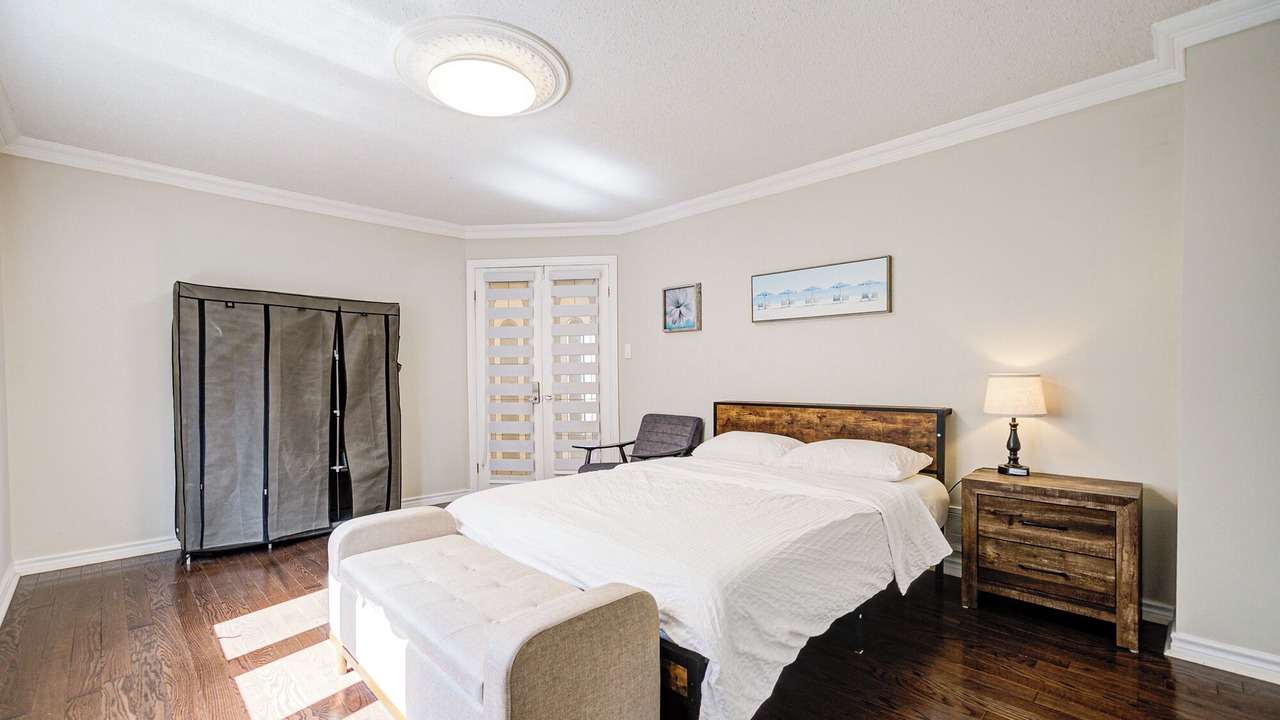 Photo of Bedroom in Richmond Hill