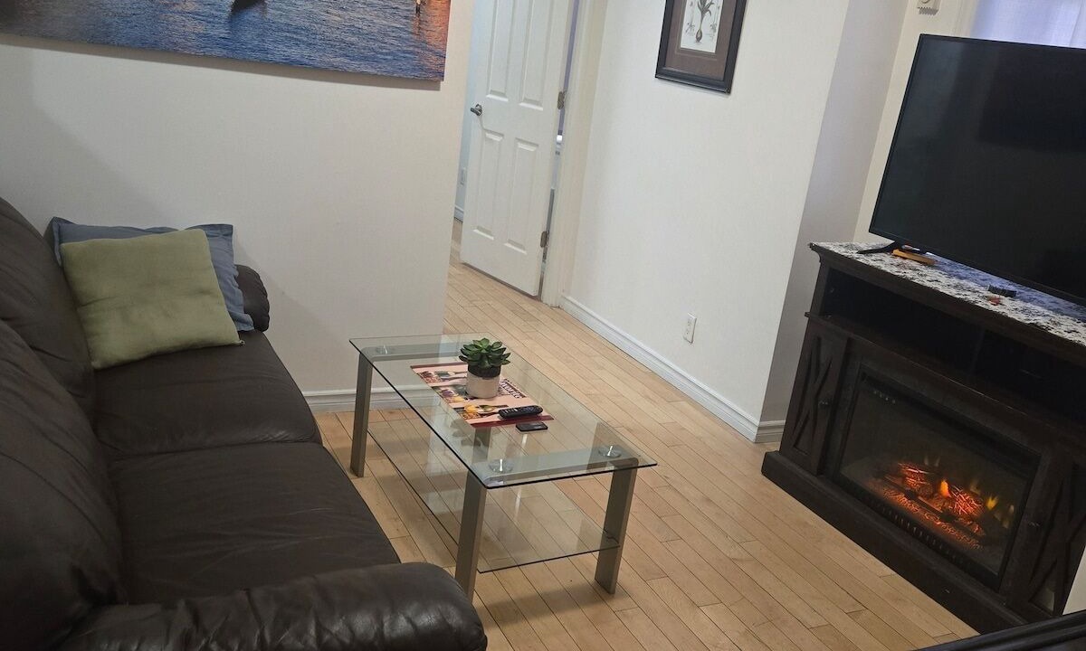 Photo of Livingroom in ByWard Market