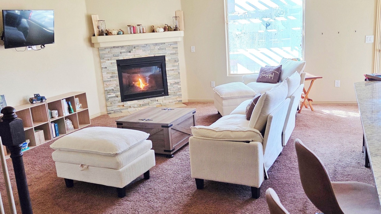 Photo of Livingroom in Midland