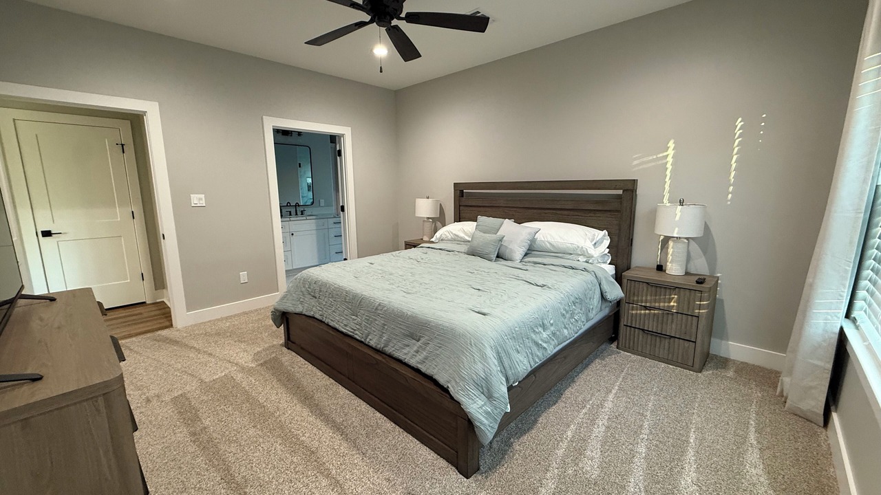 Photo of Bedroom in Oakland