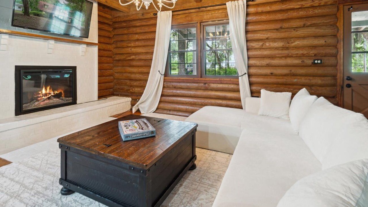 Photo of Livingroom in Fleming