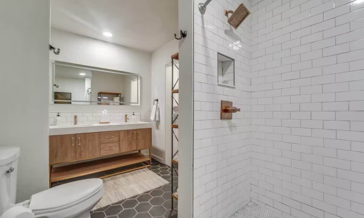 Photo of Bathroom in Tech Terrace