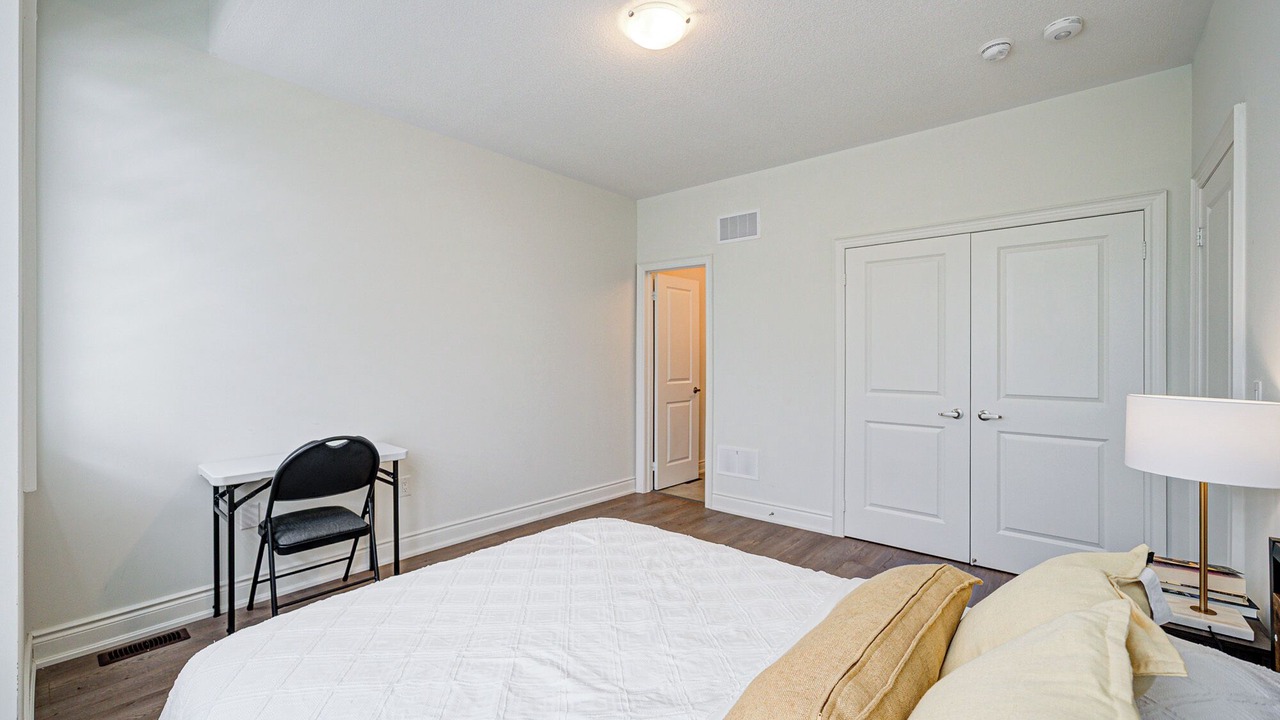 Photo of Bedroom in Richmond Hill
