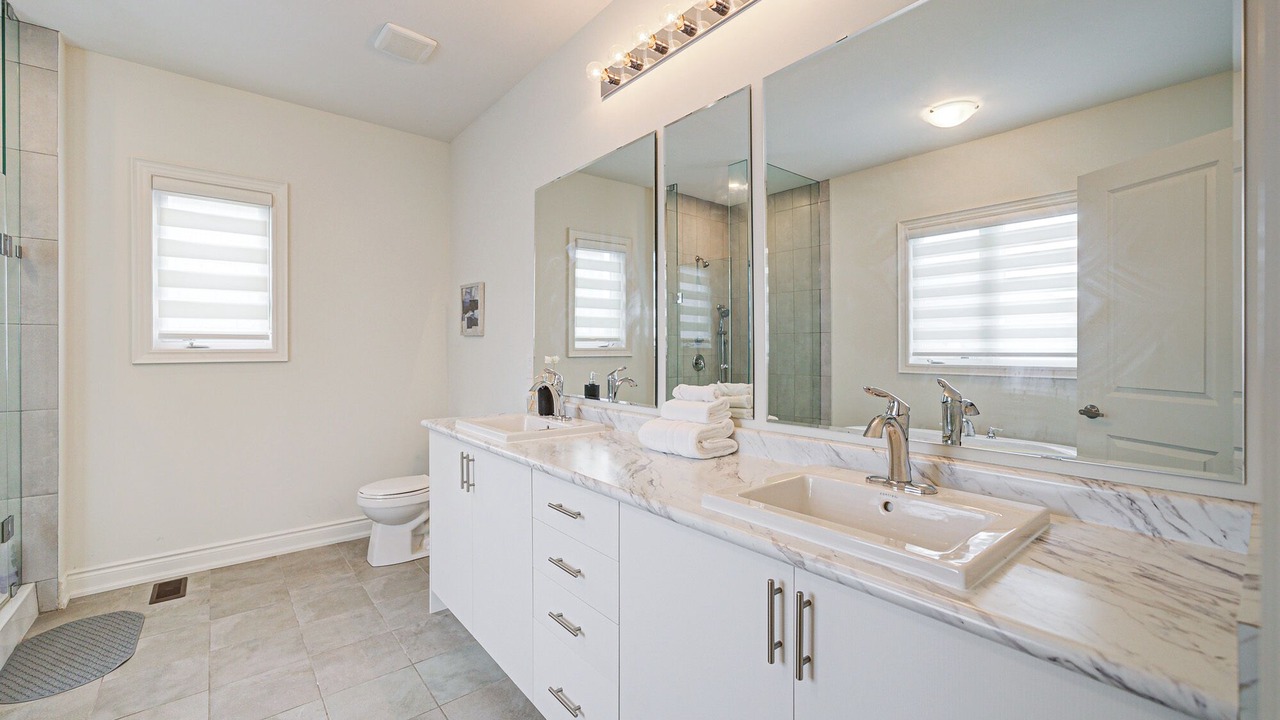 Photo of Bathroom in Richmond Hill