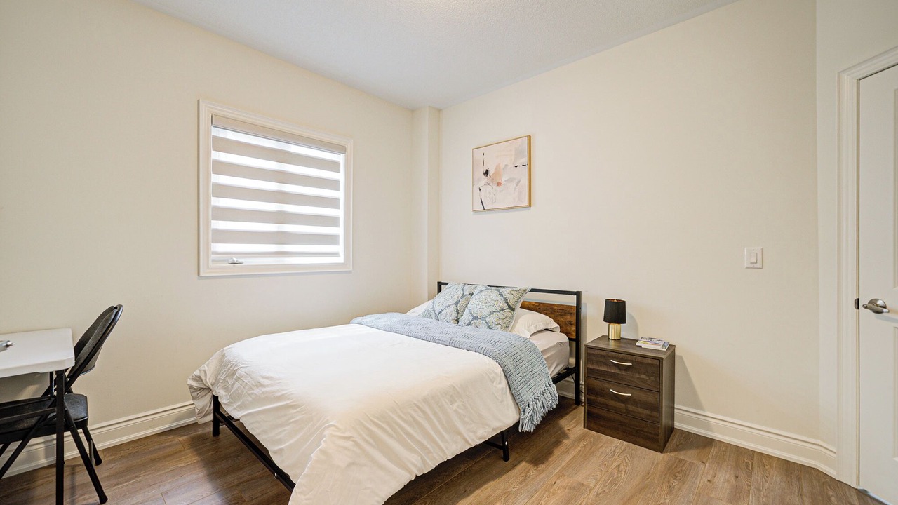 Photo of Bedroom in Richmond Hill