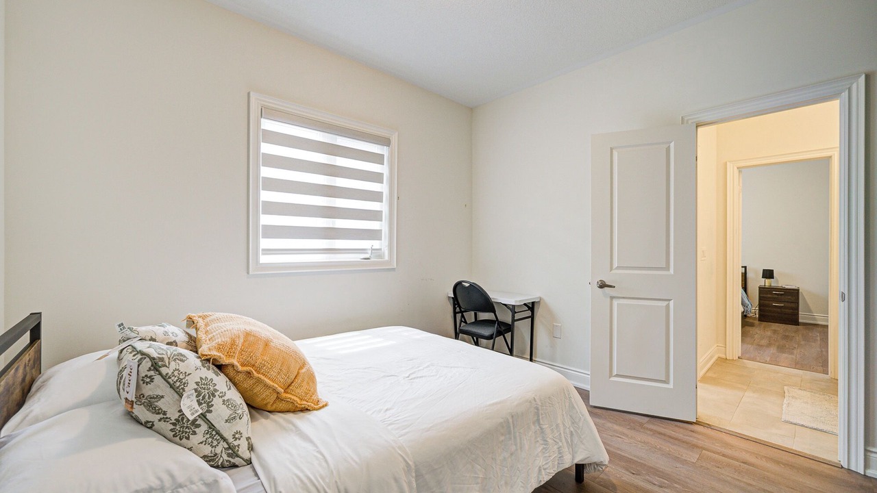 Photo of Bedroom in Richmond Hill