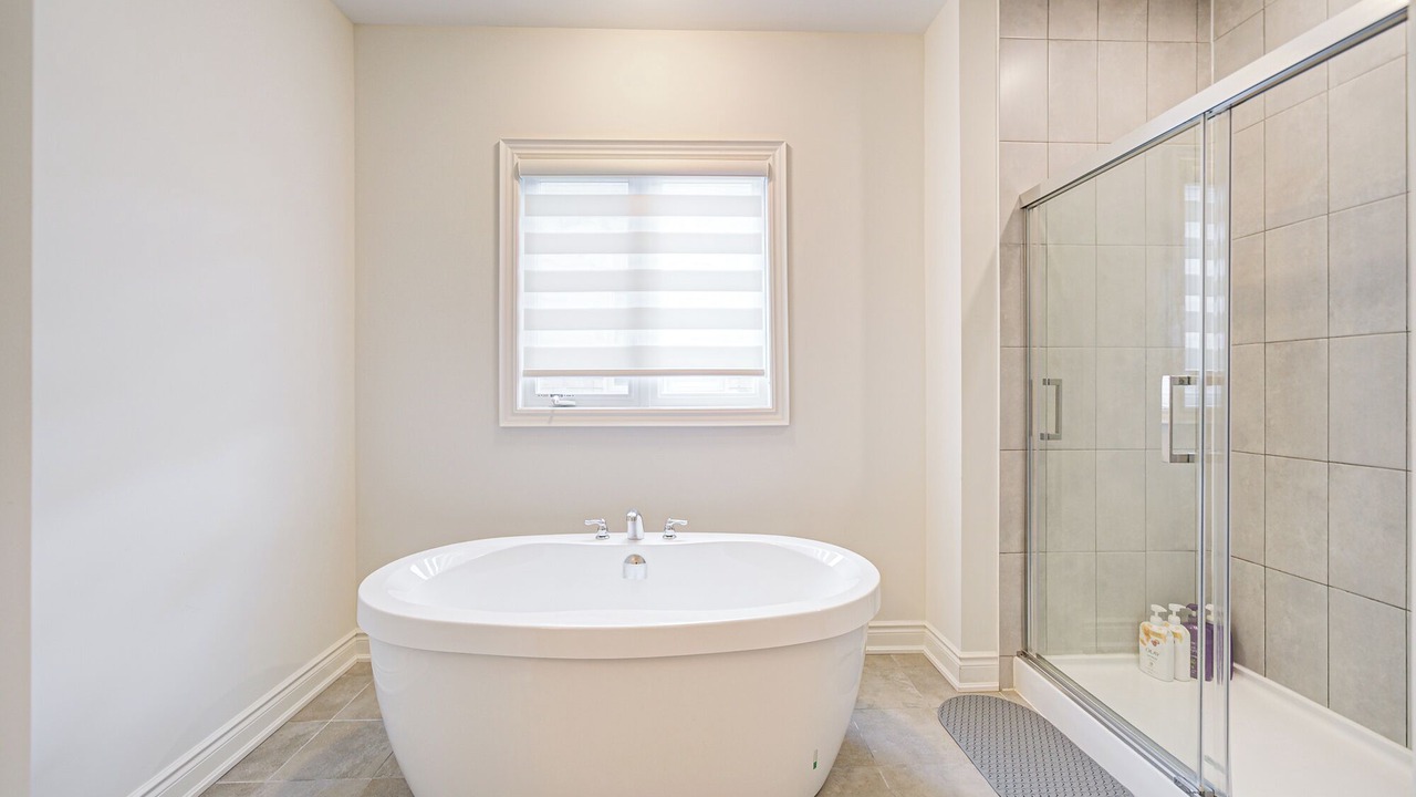 Photo of Bathroom in Richmond Hill