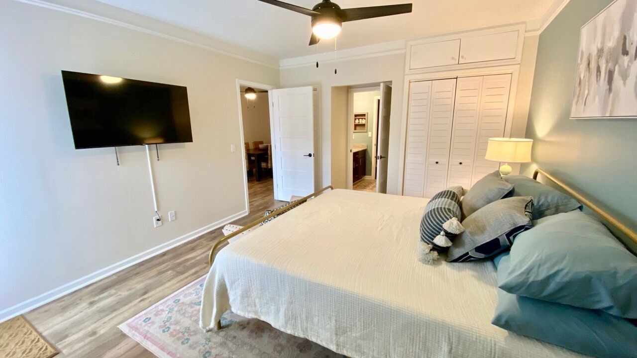 Photo of Bedroom in Greenville Downtown