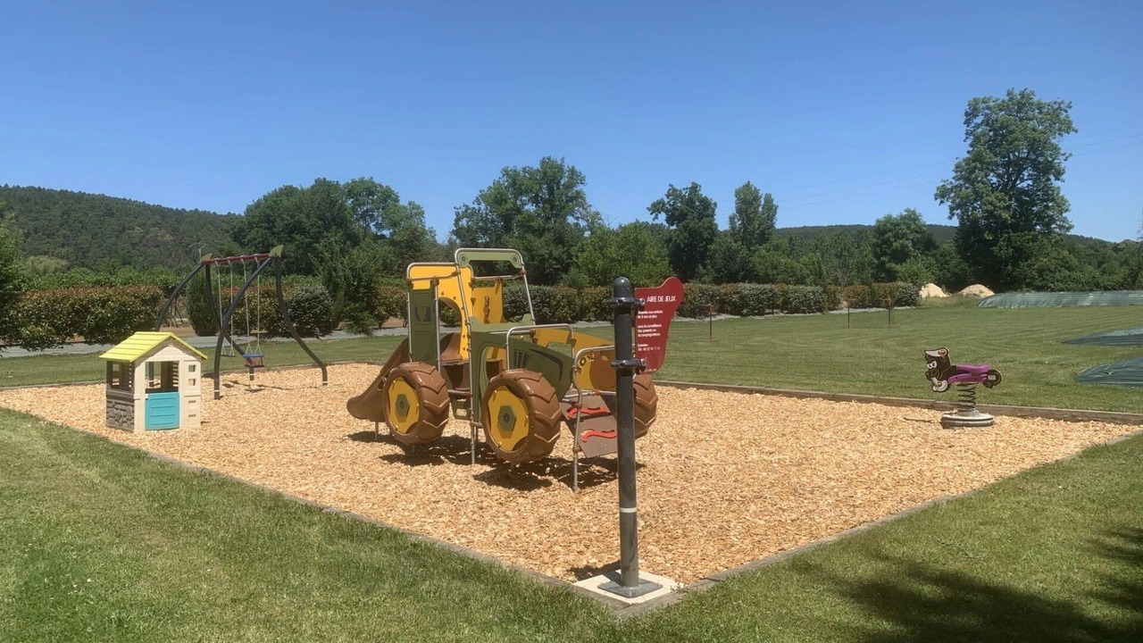 Photo of Others in Antonne-et-Trigonant