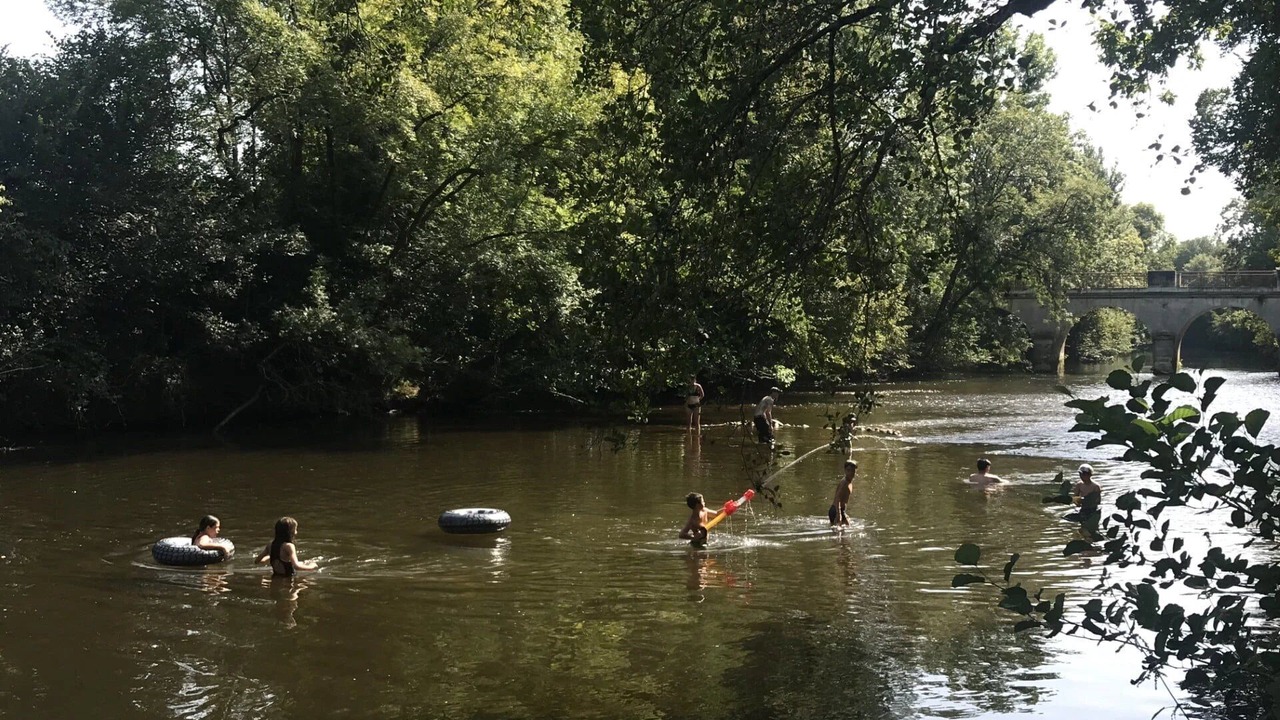 Photo of Others in Antonne-et-Trigonant