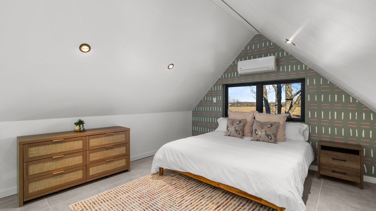 Photo of Bedroom in Bourbon