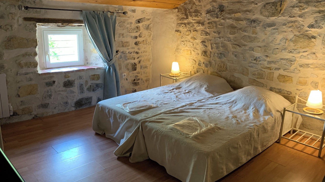 Photo of Bedroom in Grospierres