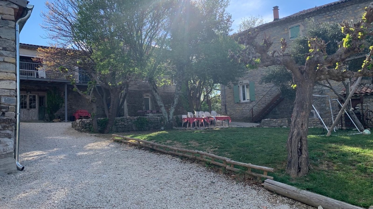 Photo of Outdoor in Grospierres