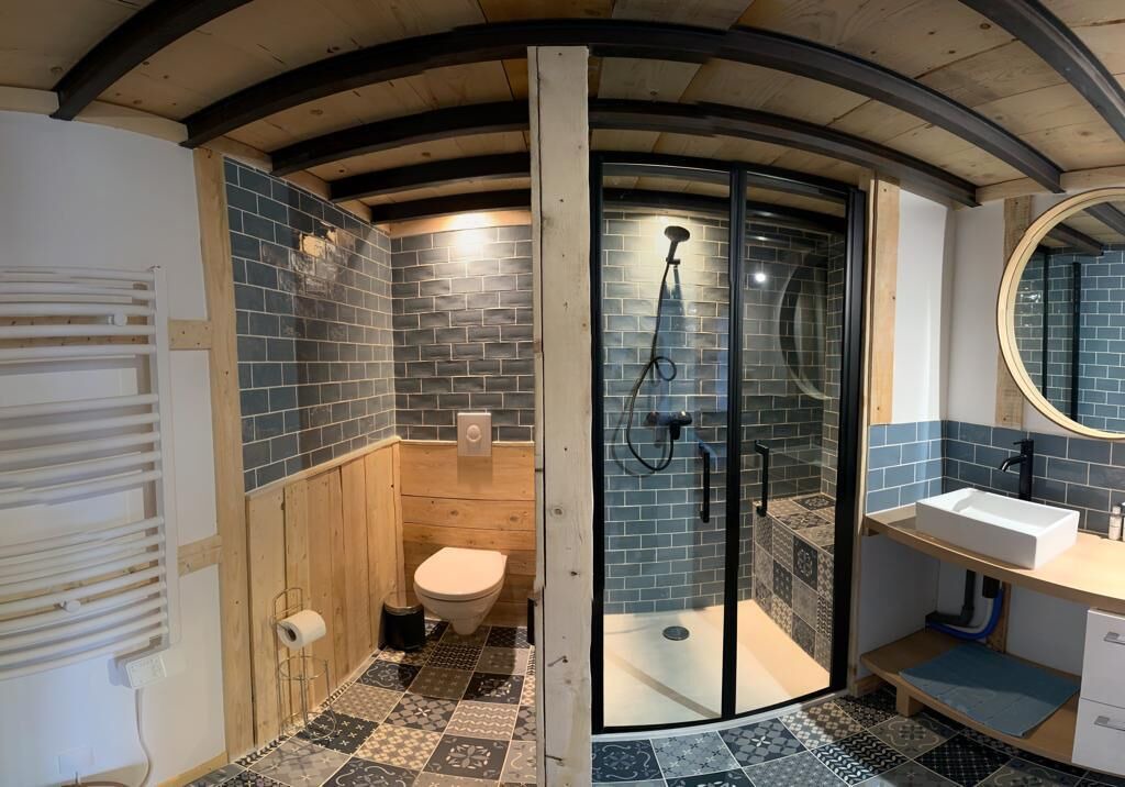 Photo of Bathroom in Grospierres