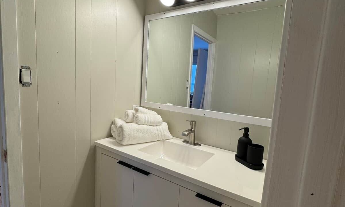 Photo of Bathroom in Whitewater Region