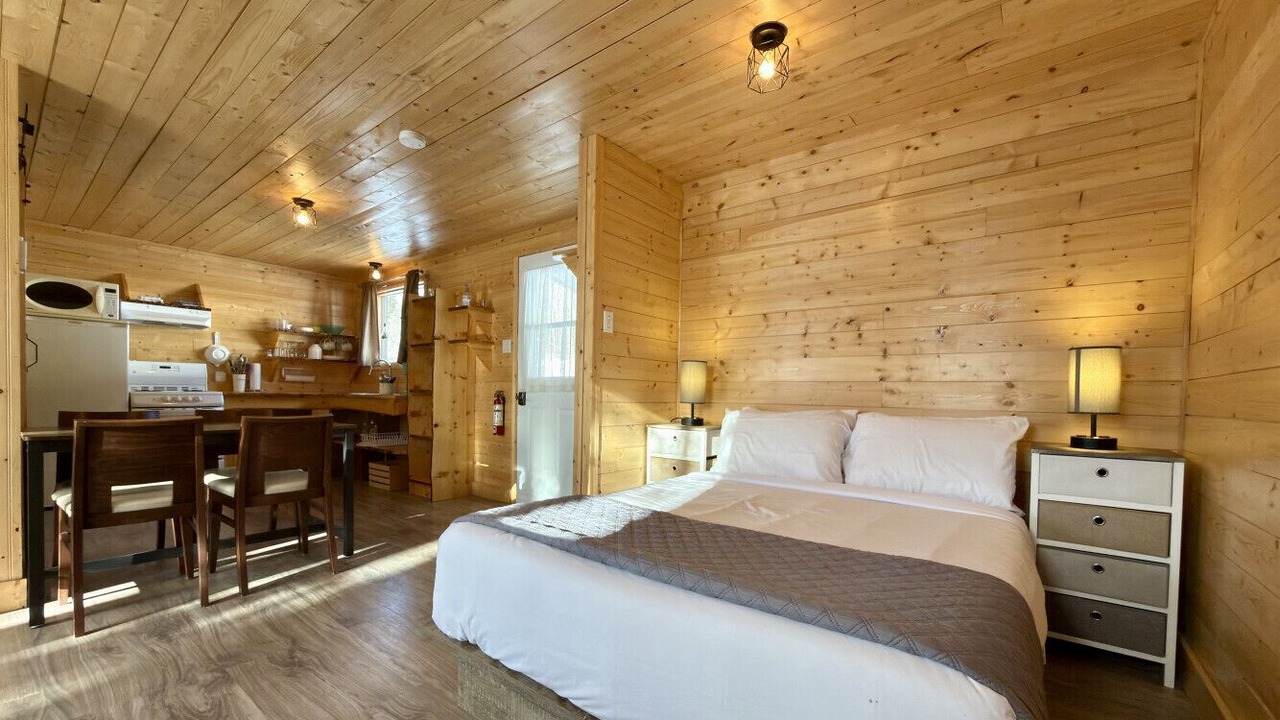 Photo of Bedroom in Pohenegamook