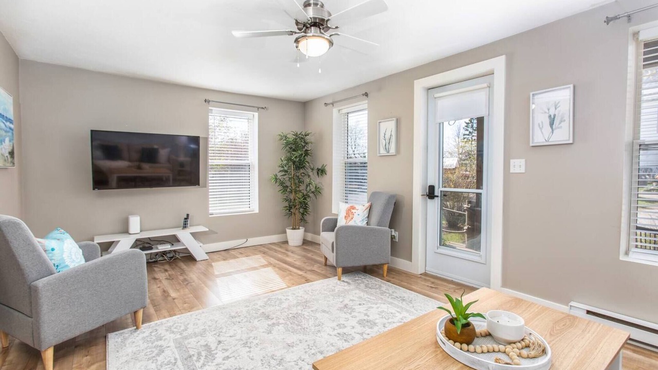 Photo of Livingroom in Pointe-du-Chene