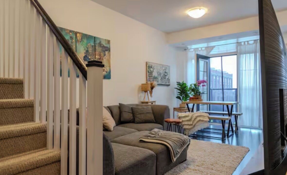 Photo of Livingroom in Whitchurch-Stouffville