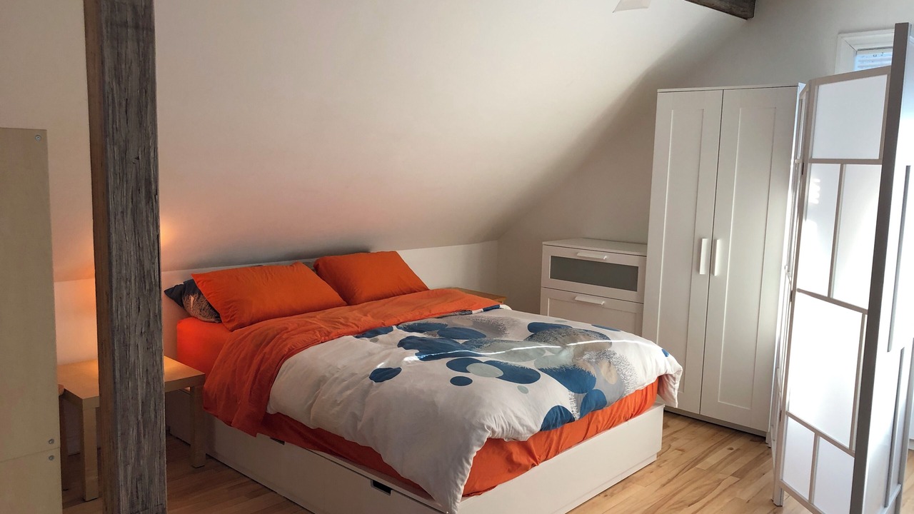 Photo of Bedroom in Longueuil