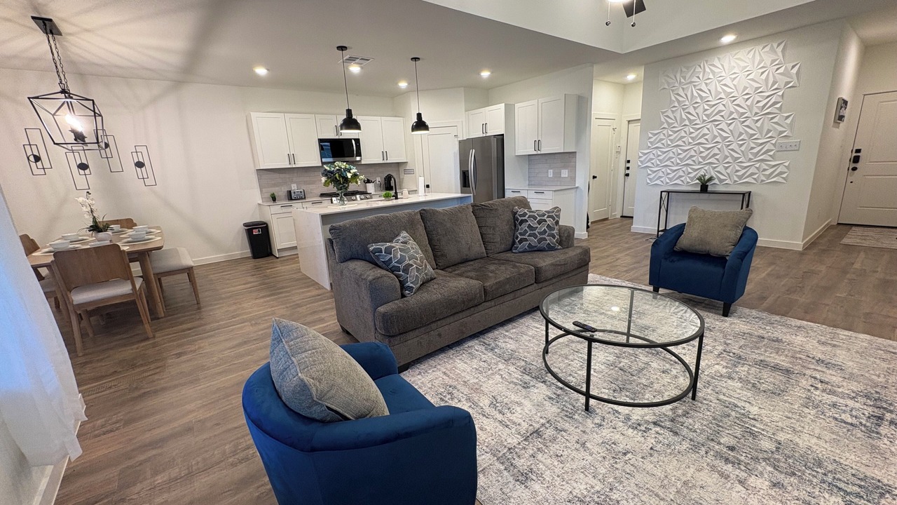 Photo of Livingroom in Dayton