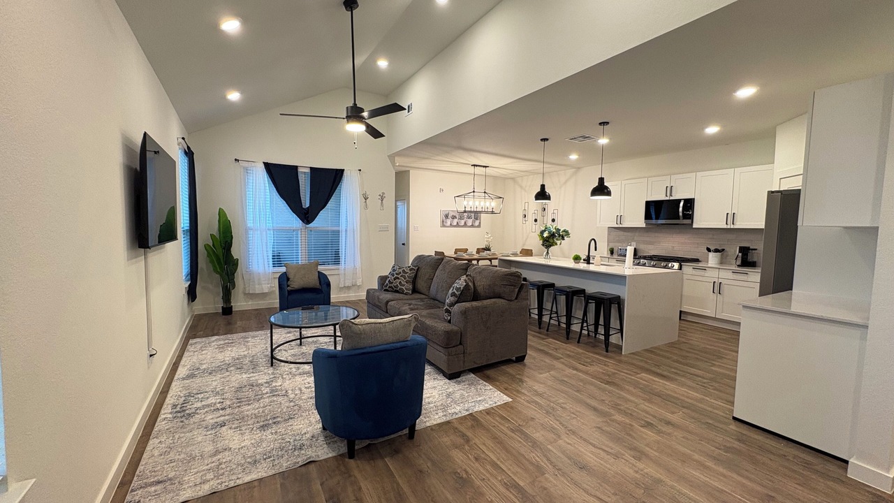 Photo of Livingroom in Dayton