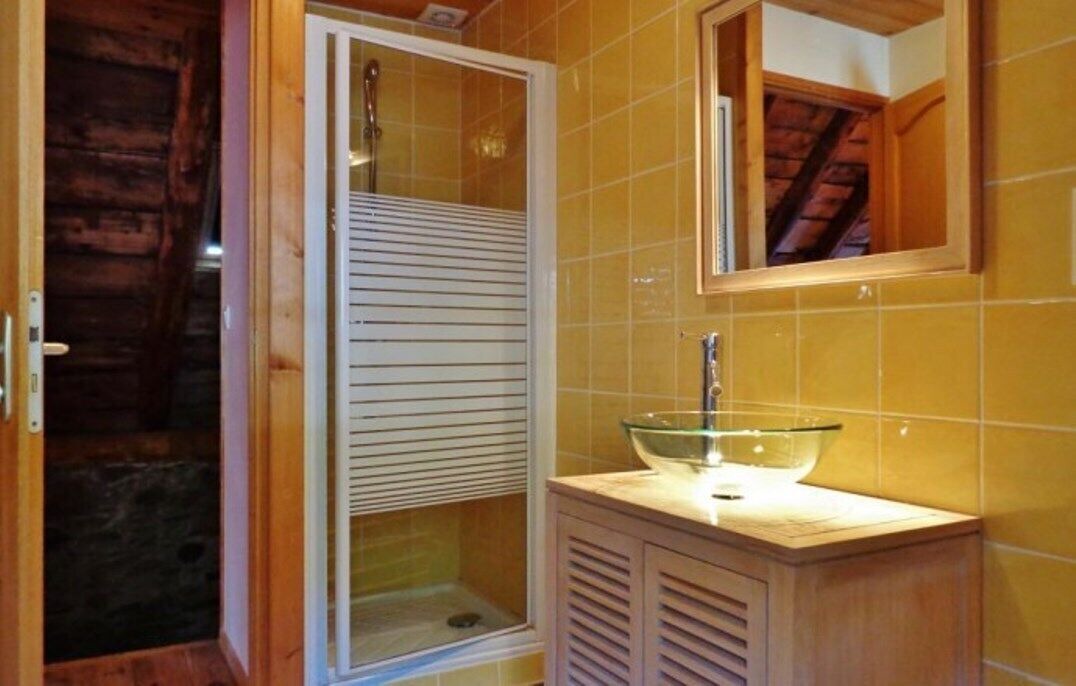 Photo of Bathroom in Vielle-Aure