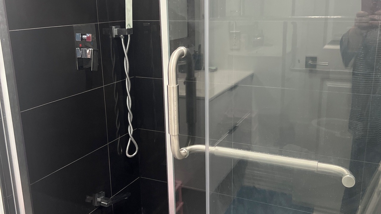 Photo of Bathroom in Oakville