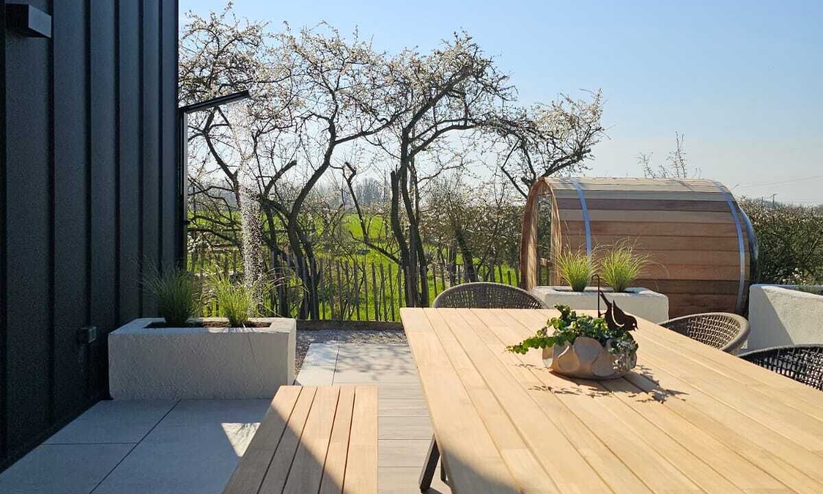 Photo of Outdoor in Merris