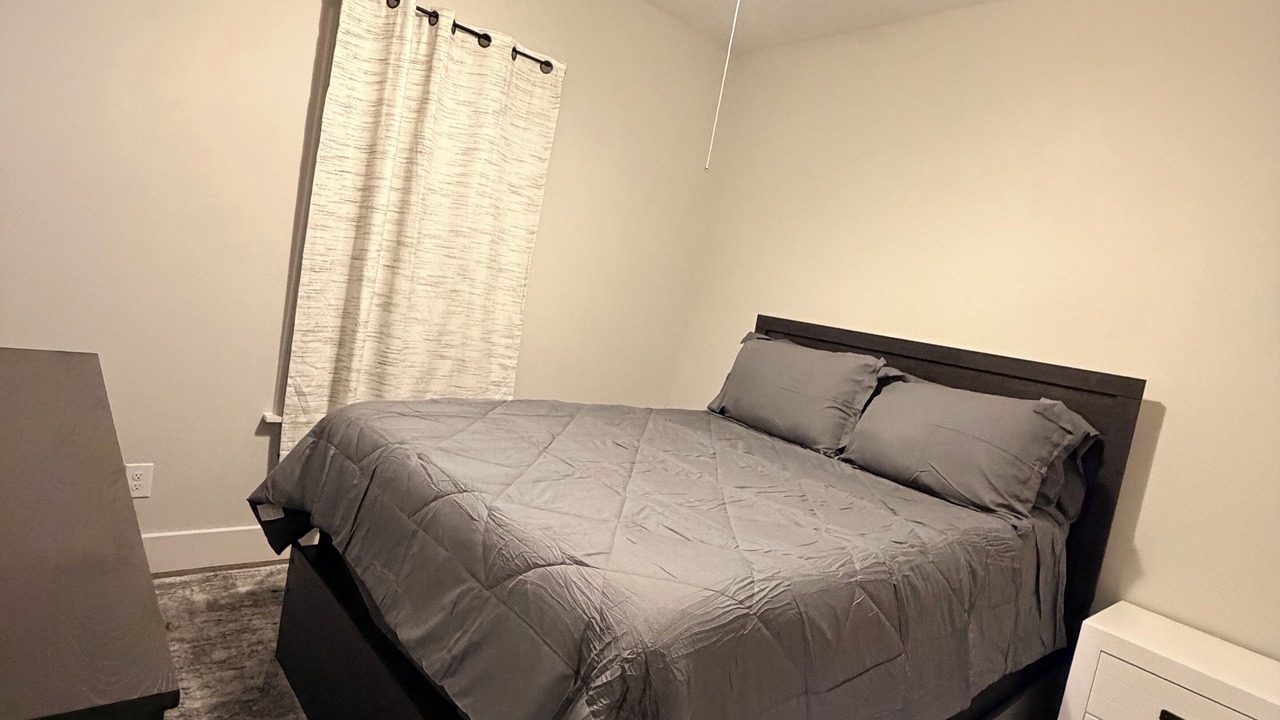 Photo of Bedroom in Tougaloo