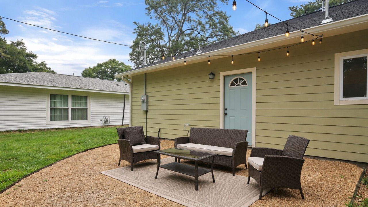 Photo of Patio Balcony in Tougaloo