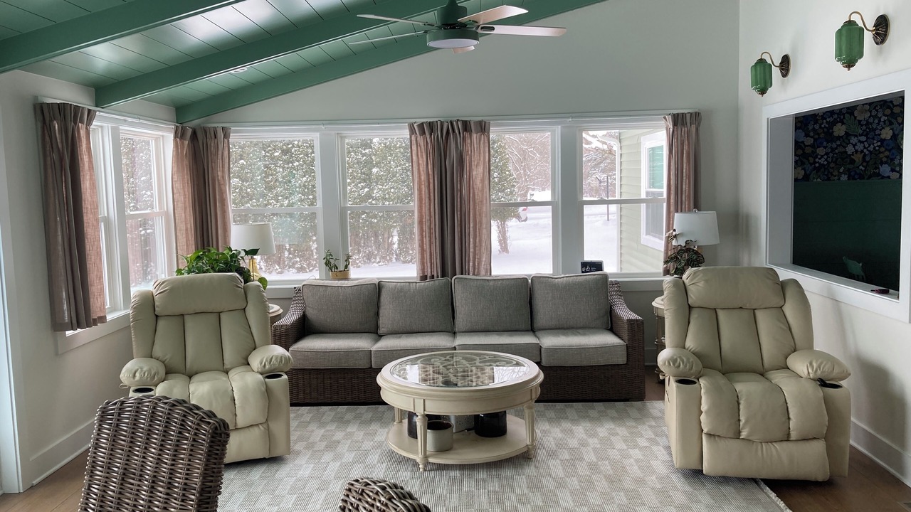 Photo of Livingroom in Skaneateles