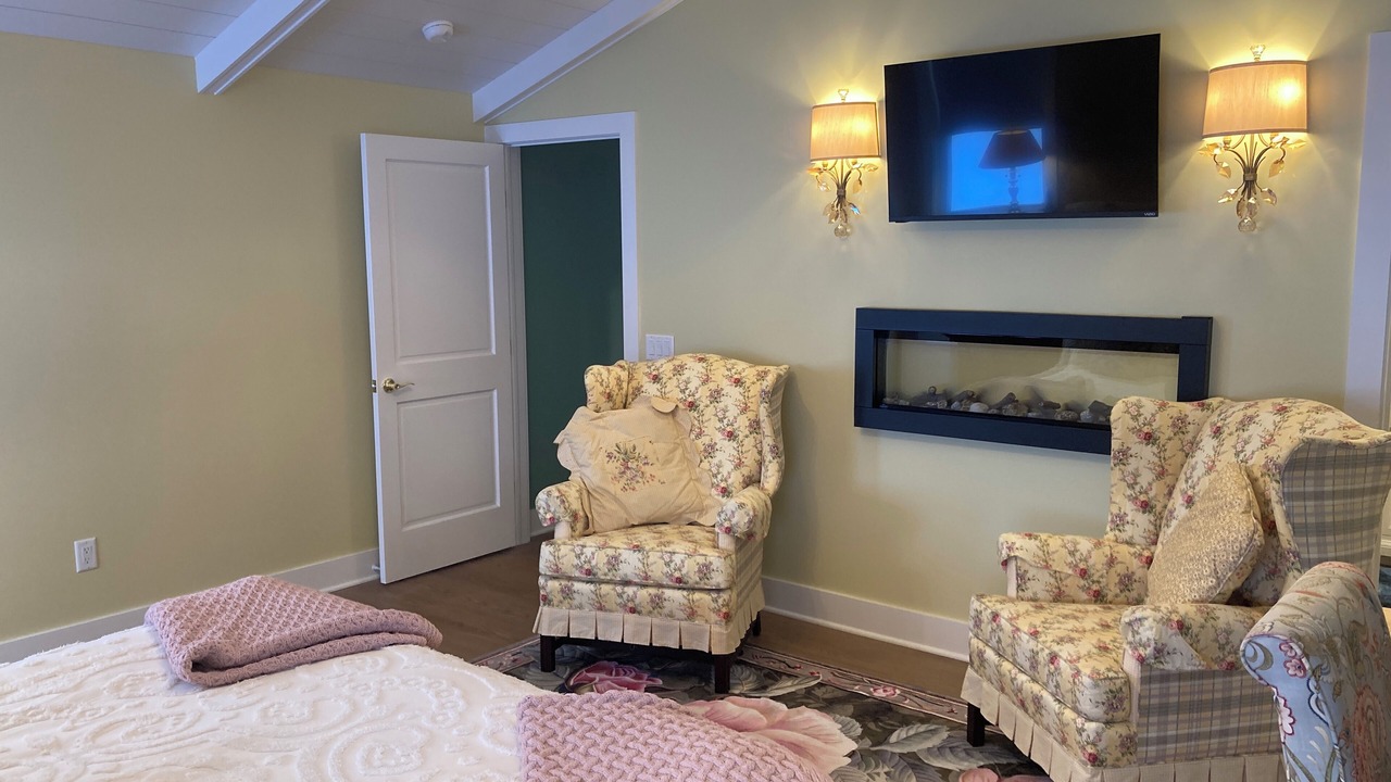Photo of Bedroom in Skaneateles
