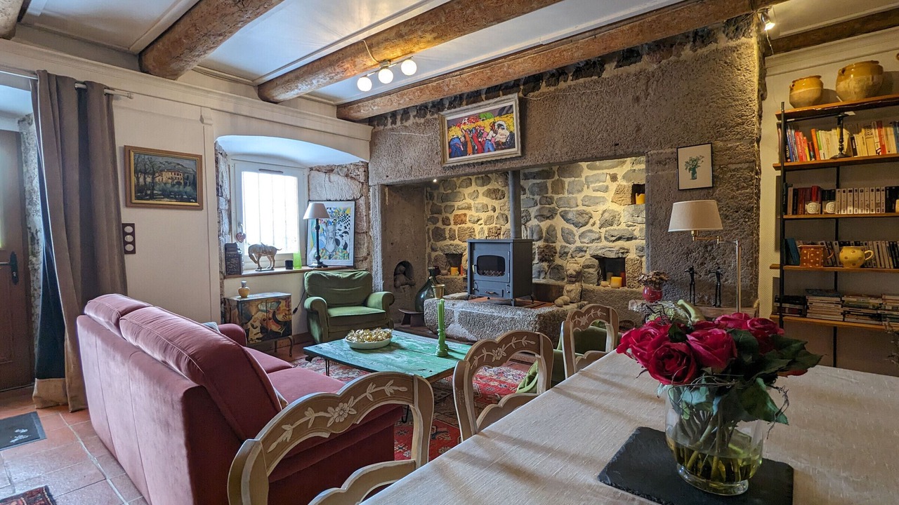 Photo of Livingroom in Saint-Berain