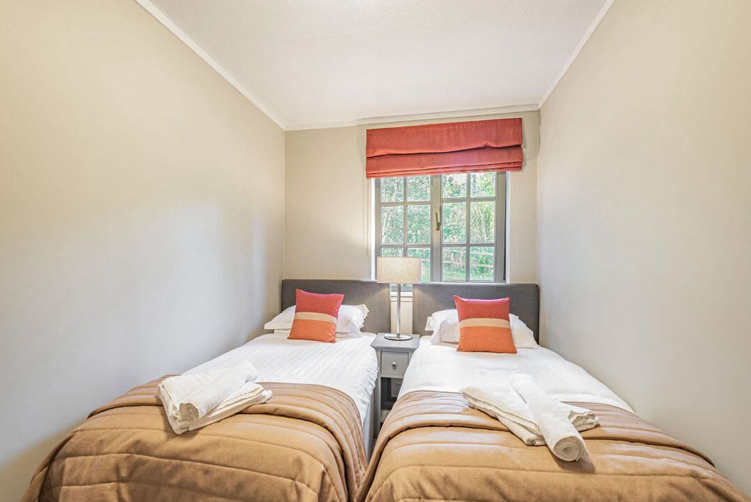 Photo of Others in Dailly