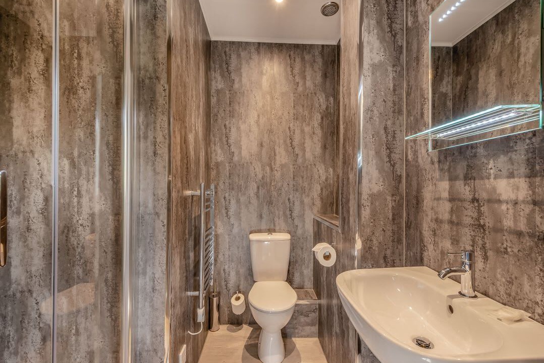 Photo of Others in Dailly