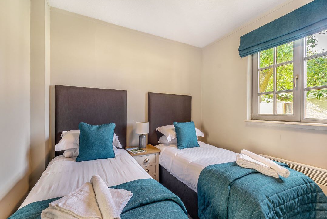 Photo of Others in Dailly